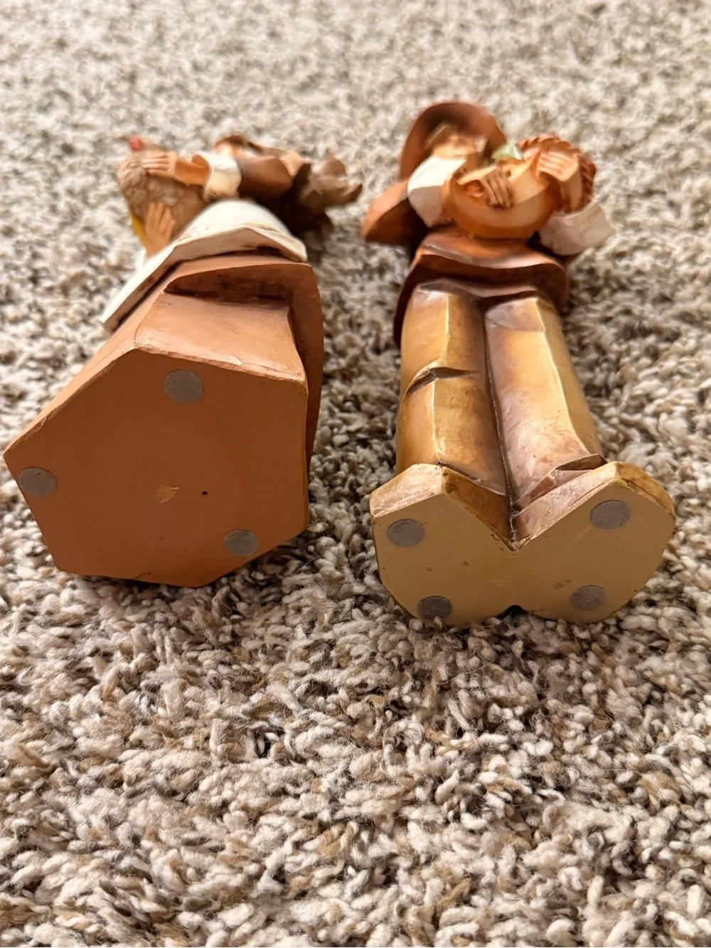 Harvest Pilgrim Couple Figurine Set - Autumn Brown & Cream
